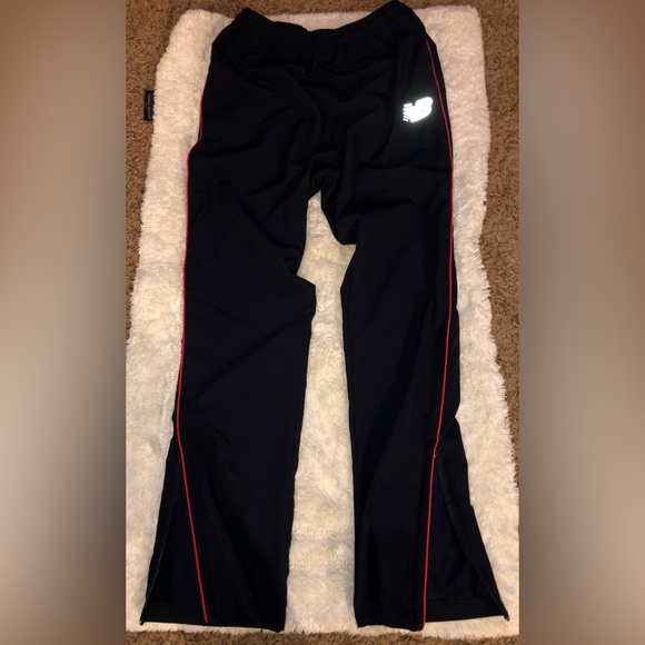 New balance, track pants, Size Medium zipper legs EUC - Picture 6 of 16